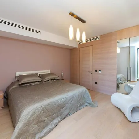 Regal With Shared Pool Near Beach In Bodrum Golturkbuku